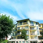 Sommer - Mit Privatem Seezugang Apartment